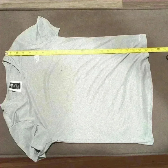 The North Face, Small, Gray fast dry T-shirt - Picture 5 of 6